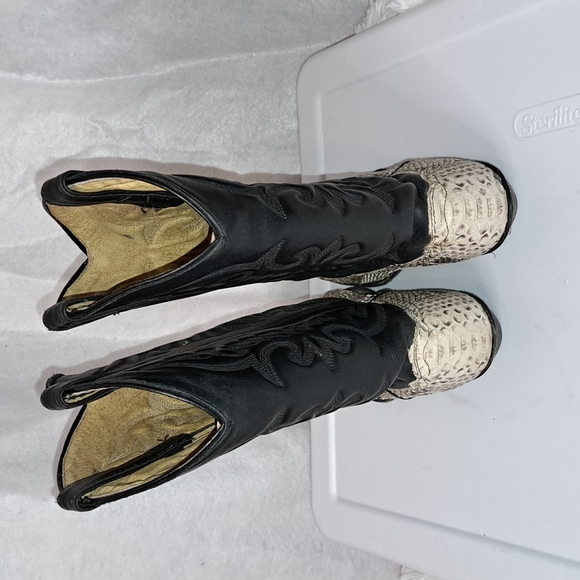 Python Skin Boots - Picture 5 of 8